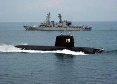 日潜艇进南海 中国可用其练兵弥补海军最